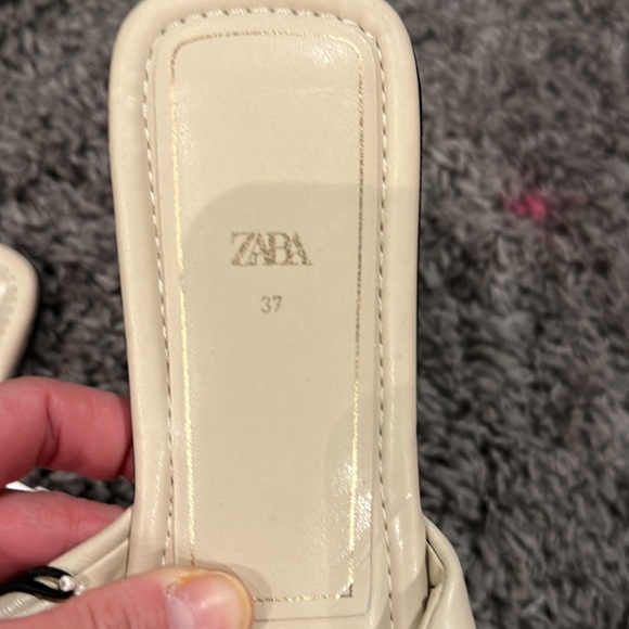 Zara Cream Women Sandals - Picture 3 of 7